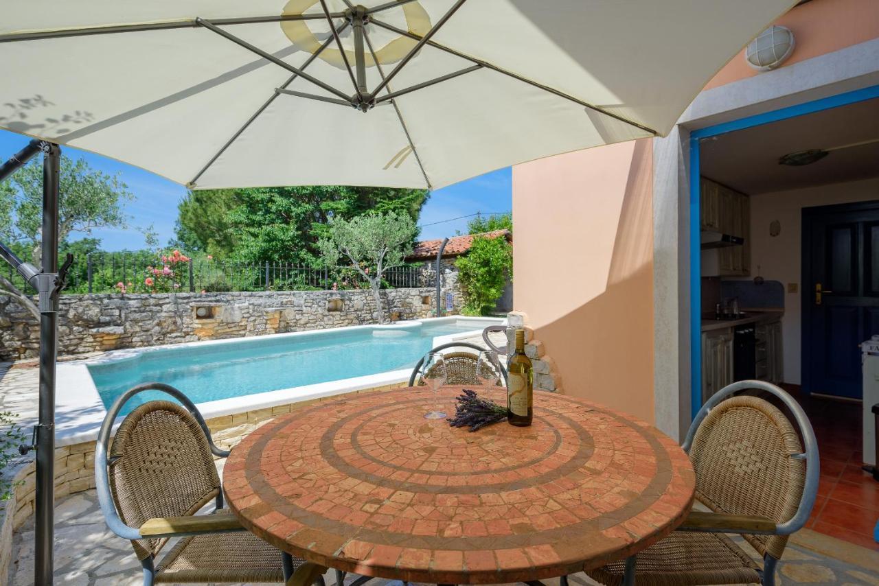 Casa Biguli Villa Sveti Lovreč Pazenatički Kültér fotó
